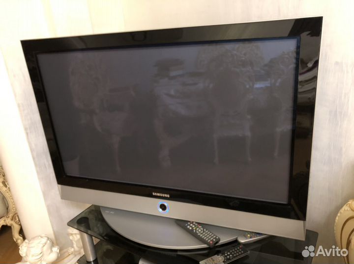 Телевизор samsung