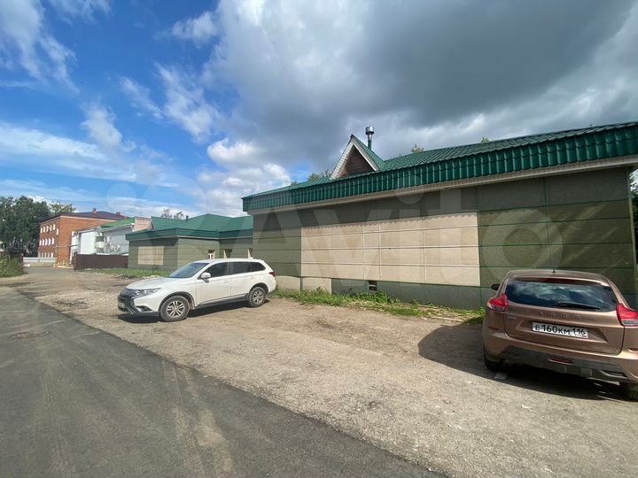 Помещение свободного назначения, 527 м²