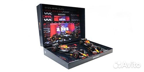 Minichamps 112231801 1:18