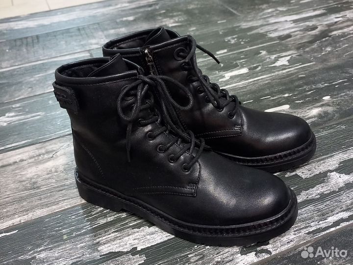 Ботинки женские