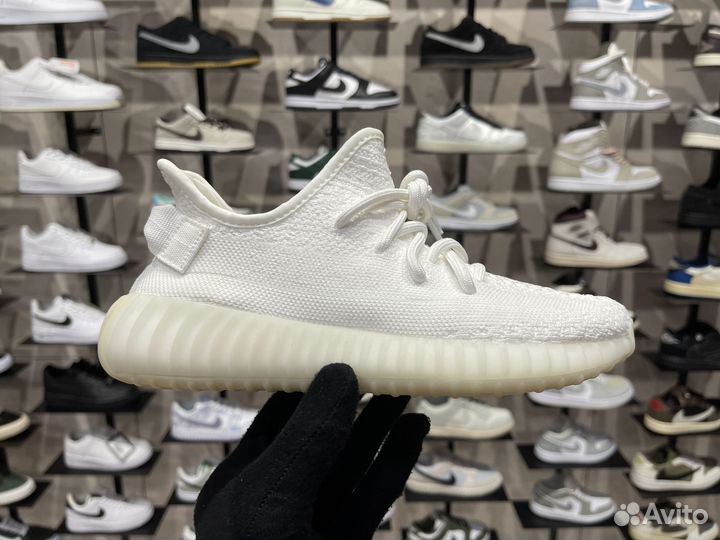 Кроссовки Adidas Yeezy Boost 350 V2 Triple White