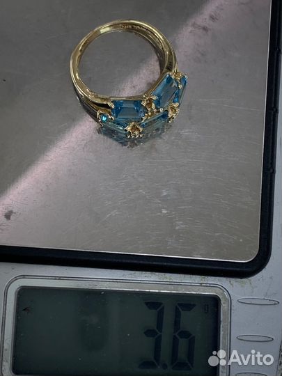 Золотое кольцо с нат топазом