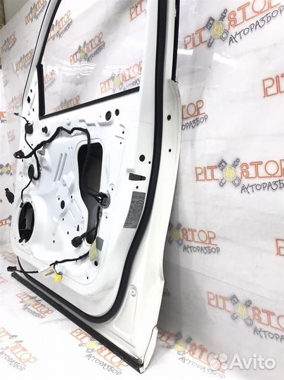 Дверь передняя правая Audi Q5/SQ5
