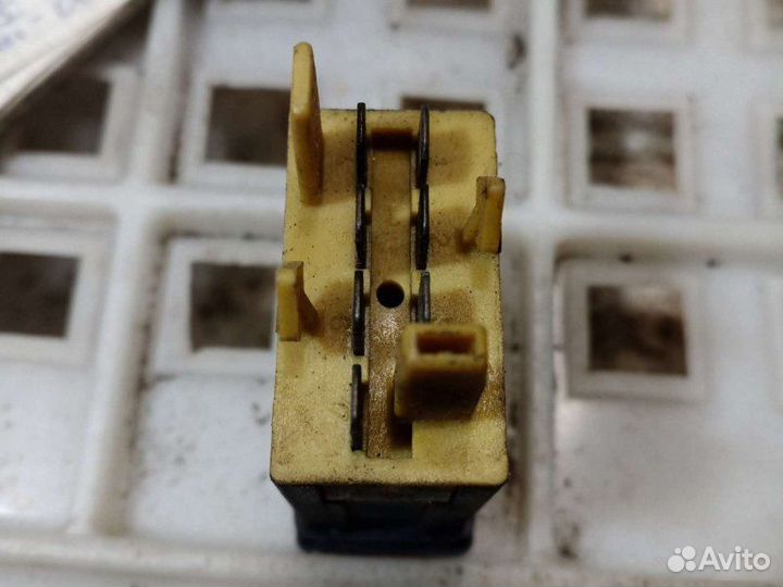 Кнопка птф задняя Audi А6 С4