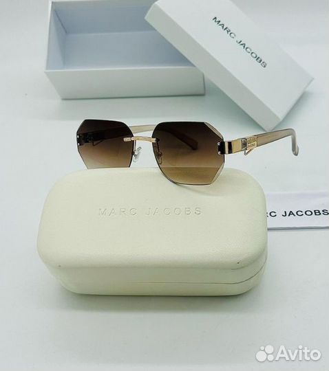 Солнцезащитные очки Marc Jacobs