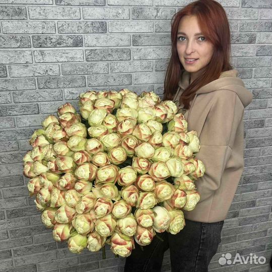 Букет из пионовидных роз