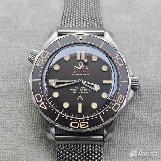 Omega Seamaster Diver 007 Edition