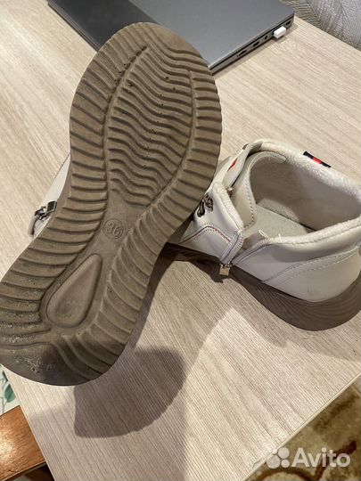 Ботинки демисезонные женские