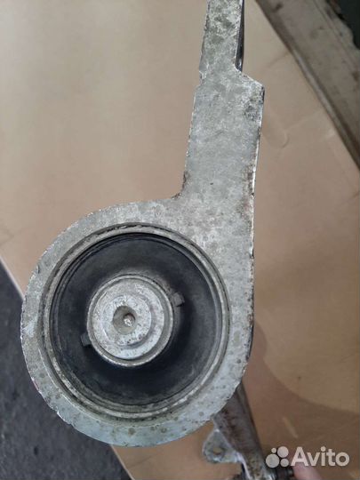 Рычаг Nissan x trail