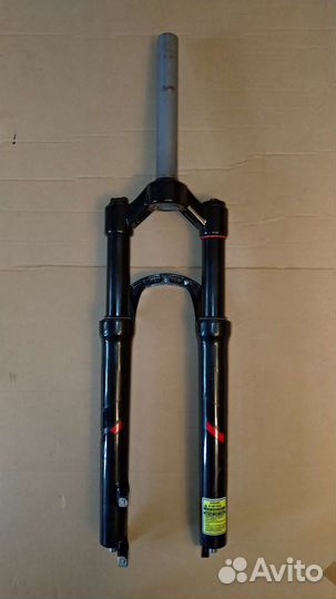 Вилка 26 алюминиевая, ход 100 мм, с блокировкой