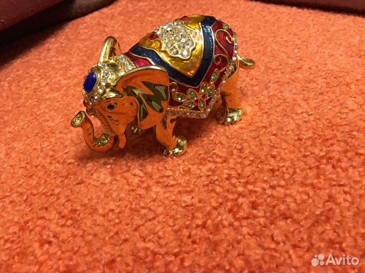 Индийский слон шкатулка со стразами