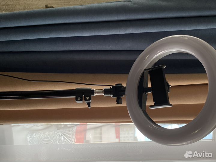 Кольцевая лампа