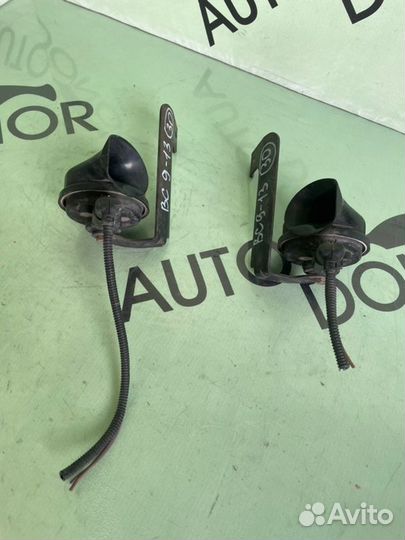 Звуковой сигнал Volkswagen Touareg 7L дорест. 2.5D