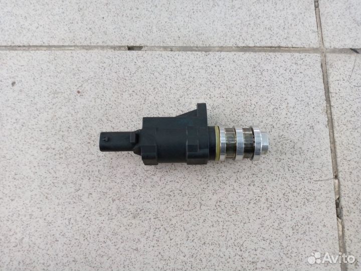 Клапан электромагнитный изменения фаз грм BMW 5