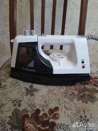Утюг Elekta