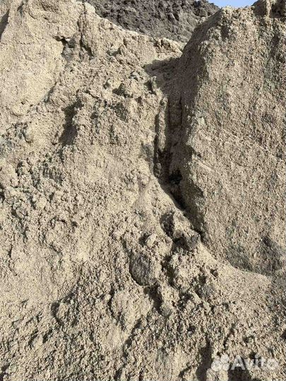 Песок в мешках