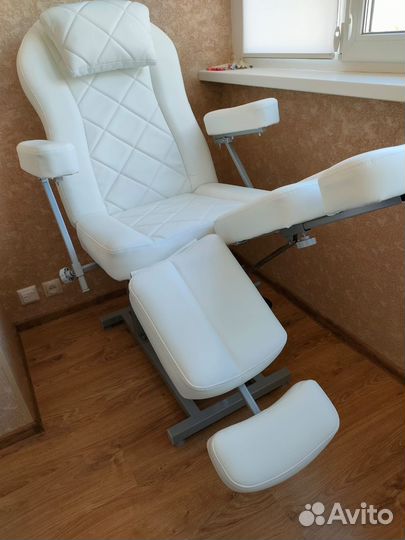 Педикюрное кресло на гидравлике