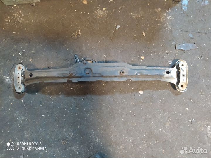 Балка передняя поперечная Golf 2