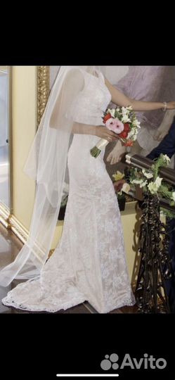 Свадебное платье со шлейфом