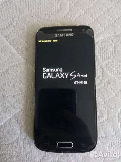 Телефон Samsung galaxy S4 mini