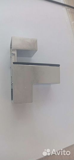 Полкодержатель