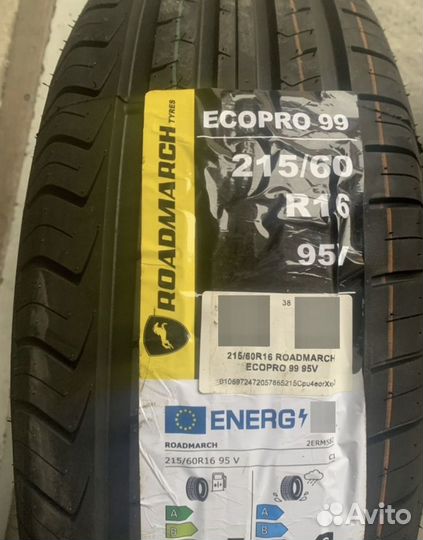 Kumho Ecowing ES01 KH27 215/60 R16 95V