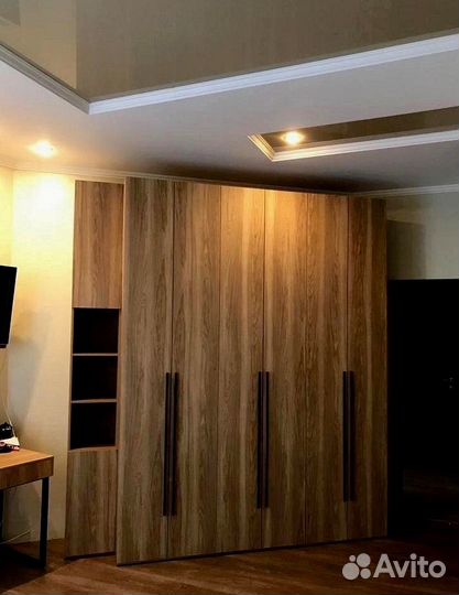 Шкаф распашной