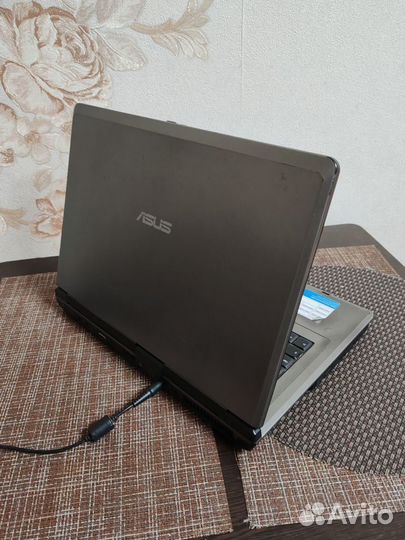 Ноутбук Asus x51l (15,4