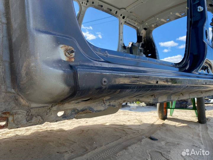 Порог (железо) левый Renault Duster HSA 2014