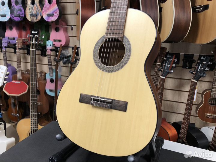 Классическая гитара 3/4 с чехлом, Parkwood PC75-wb