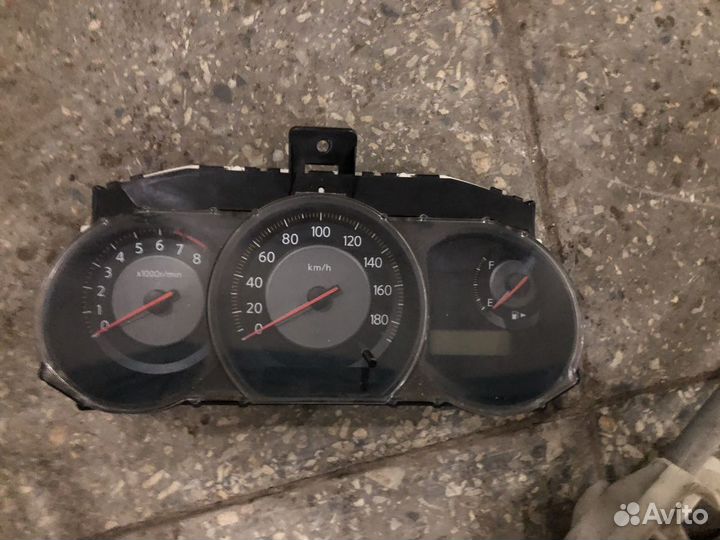 Панель приборов Nissan Tiida 2004-2012г