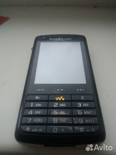 Sony Ericsson W960