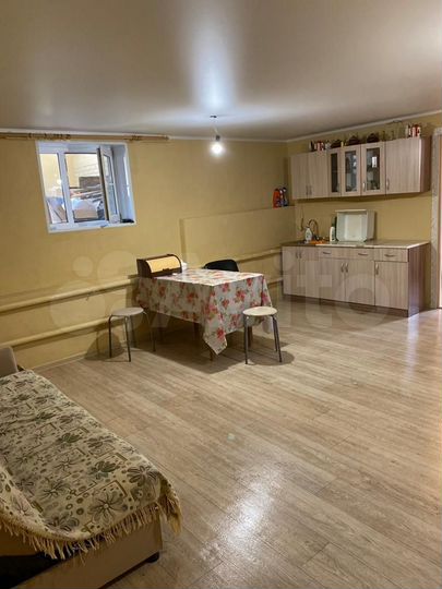 2-к. квартира, 60 м², 1/2 эт.