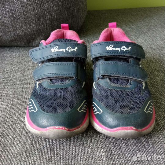 Кроссовки для девочки