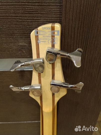 Бас гитара ibanez sr 300