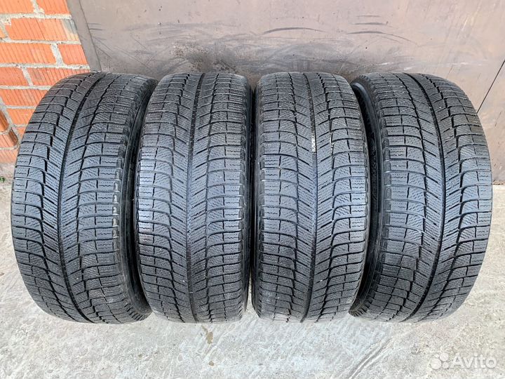 Michelin X-Ice XI3 235/55 R17