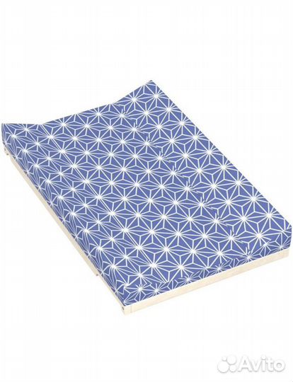 Пеленальная доска на кроватку