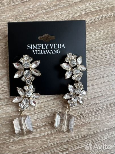 Серьги дизайнерские Vera Wang висячие с камнями