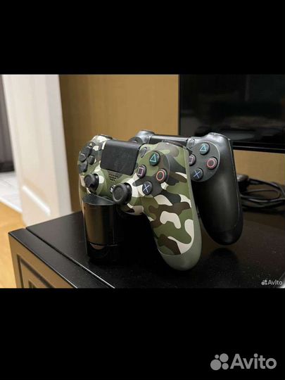 Sony PS4 + 3 джойстика