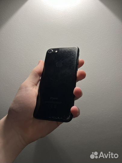 iPhone 7, 32 ГБ