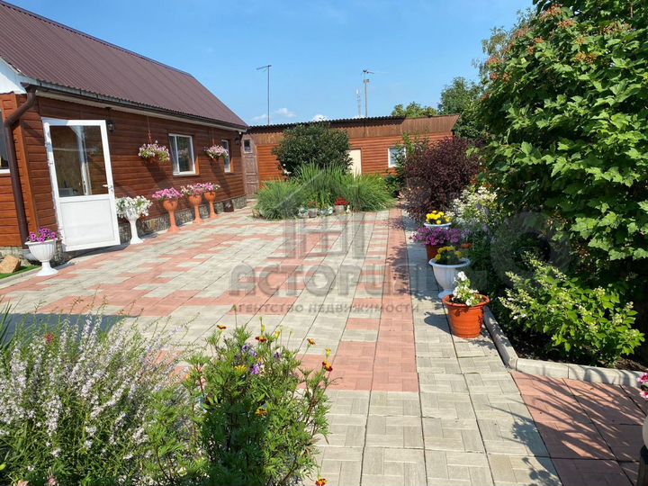 Дом 172,6 м² на участке 25 сот.