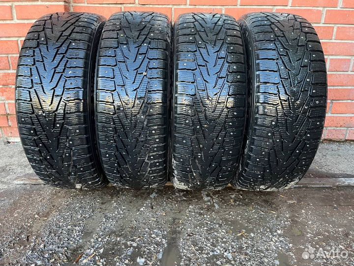 Nokian Tyres Hakkapeliitta 7 SUV 235/60 R18 107T