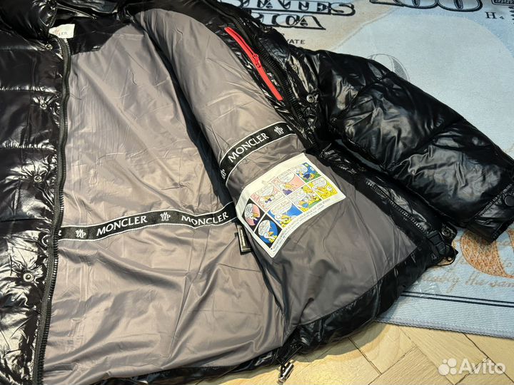 Куртка moncler новая