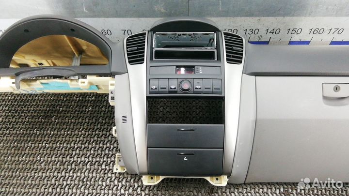 Торпедо Kia Sorento (BL) I (2002–2009)