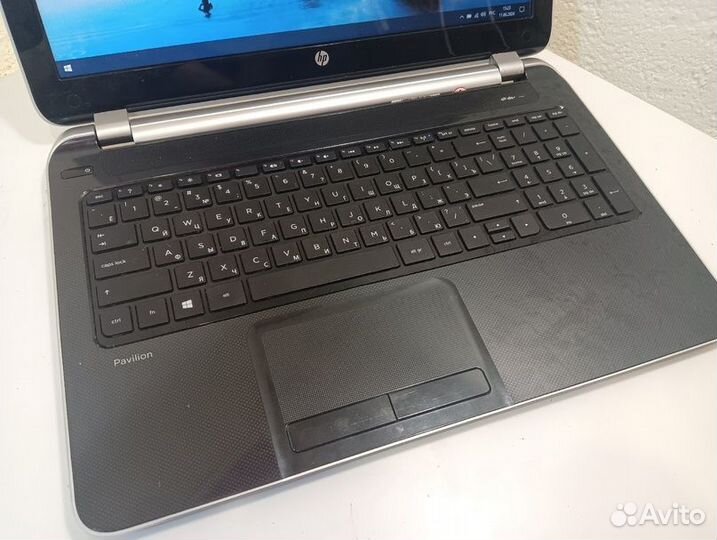 Ноутбук HP Pavilion 15-n060sr