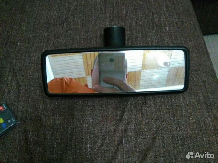 Зеркало салонное заднего вида,состояние нового