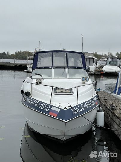 Катер Stingray 240cs