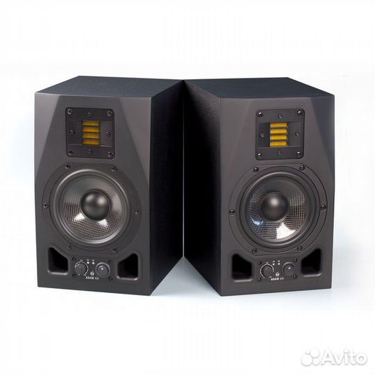 Студийный монитор Adam A5X