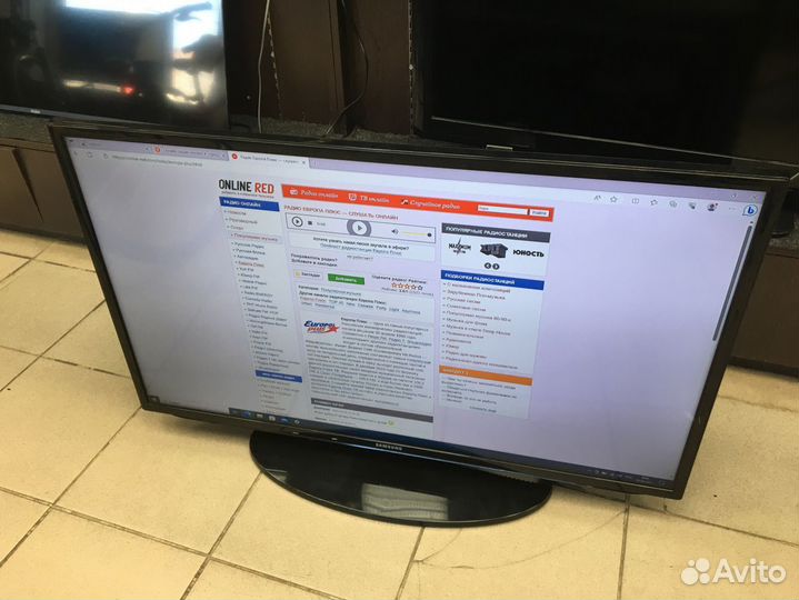 Телевизор Samsung UE40EH5000W