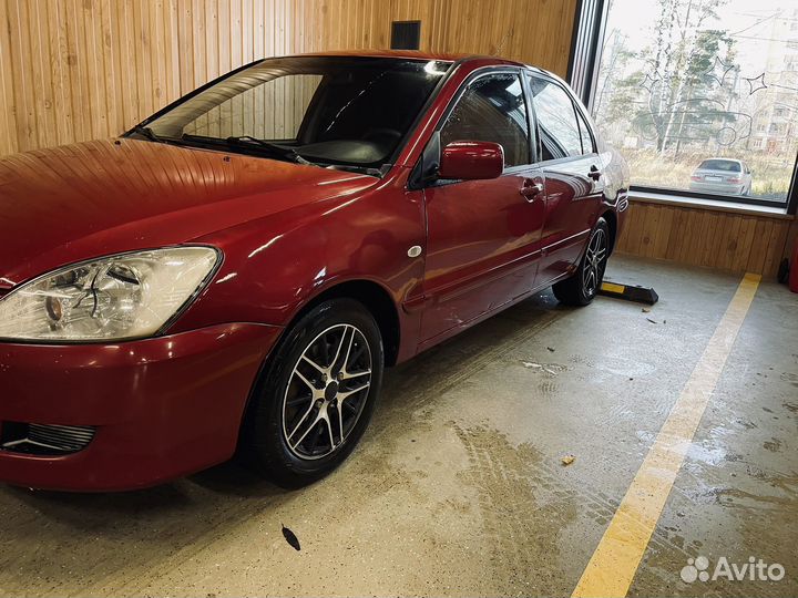 Mitsubishi Lancer 1.6 МТ, 2005, 249 999 км
